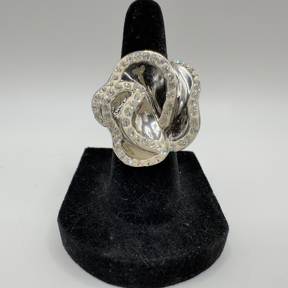 Silver Tone Flower Cocktail Ring Clear Rhinestone Statement Size 6 Garden Party